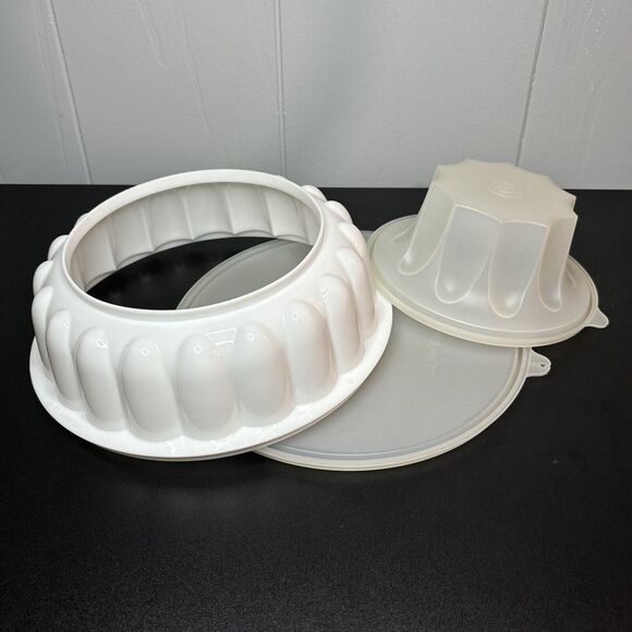 Tupperware 3 Piece White Jello Ring Gelatin Mold W/Lid #1201 1202 & 1203 - Picture 7 of 7